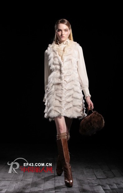 夏姿‧陈品牌女装 成就穿衣经典