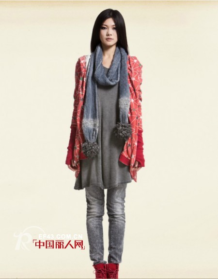 幻走MOVEUP田园女装 秋冬出街穿出文艺清新感