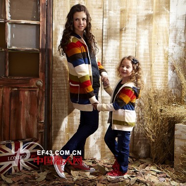 上流家族亲子装 将满满的爱穿戴在身