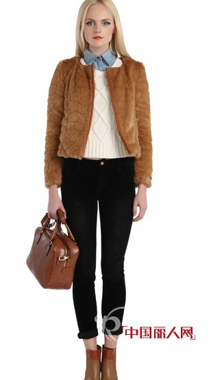 摩卡奴倡导和谐衣饰搭配风格  让你更加与众不同