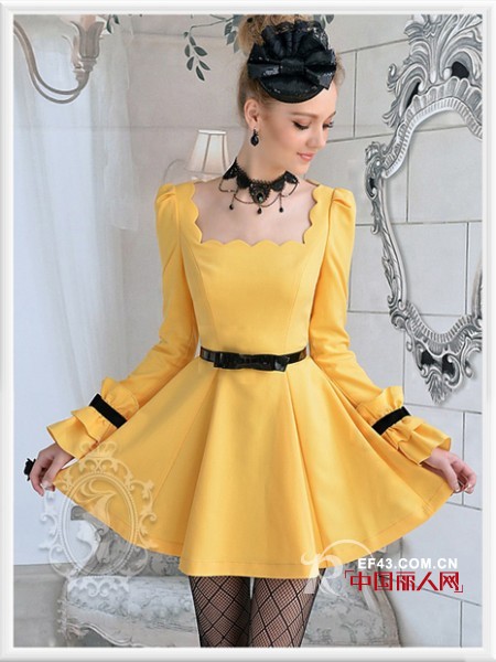 H-X韩轩女装2012冬季小裙摆大衣修身显瘦