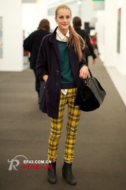 各大复古格纹单品冬季亮相 经典元素永不灭