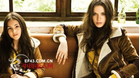 三COLOUR.KIDS 从小培养孩子们的时尚感