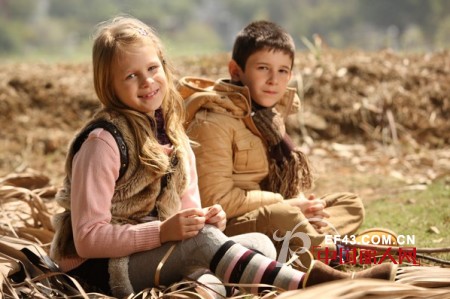 贝纳利时尚健康童装  让世界充满爱