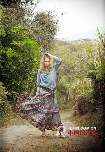 普普风时尚女装2013年夏季新品发布会12月15日开幕