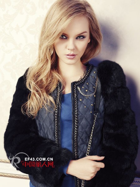 诺兰贝尔女装 缔造高雅端庄的知性成熟女郎