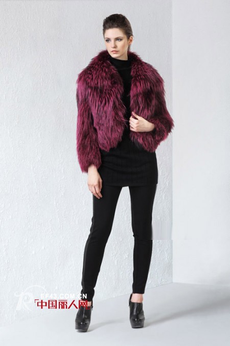 TOMLOUSHIS 2012秋冬皮草系列 纯手工缝制打造精致优雅