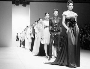 中国服装业 与“时尚”如何擦出火花?