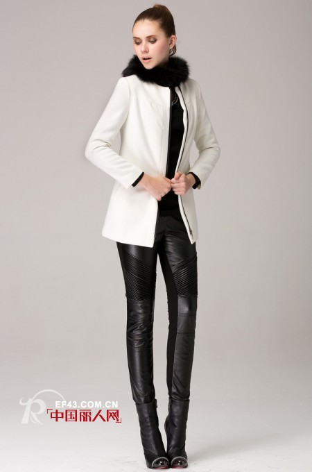 EMAING今冬与纯粹无缘 打造硬朗干练的优雅风