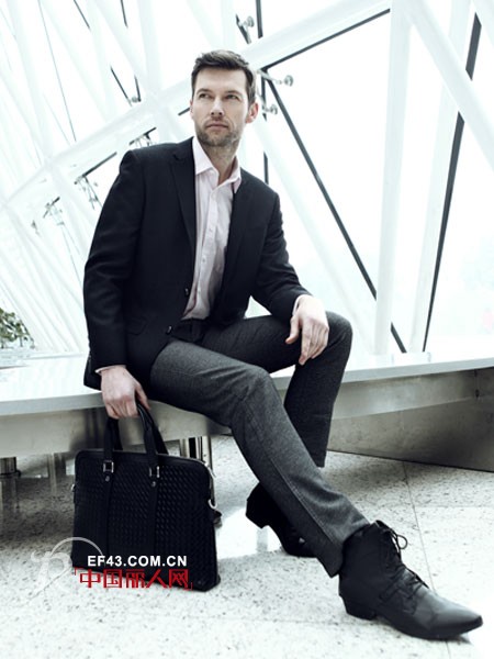 中国商务休闲男装新秀帝诺雷斯  打造精英男士