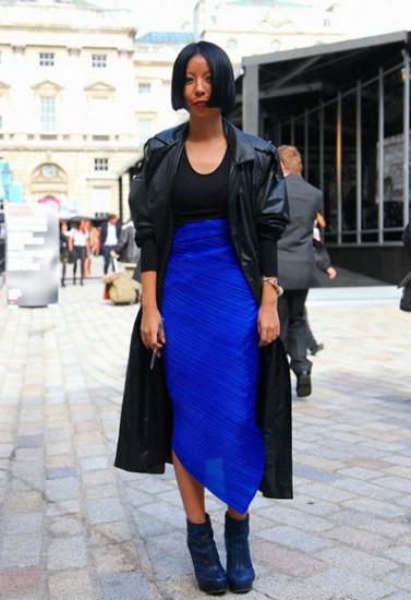 大美珠光宝蓝走在潮流前沿  领衔2013春夏街头新色彩