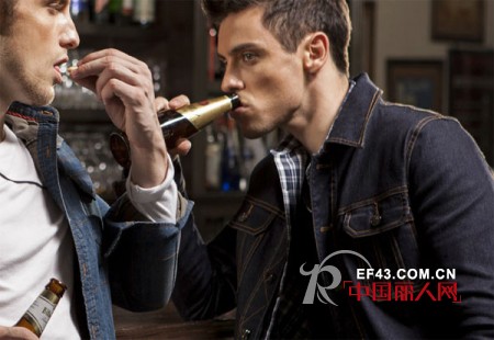 DEBOLIC道博牛仔服饰  书写牛仔个性新主张