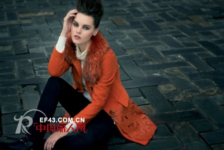 西纳维思女装品牌  时尚,大气,精致优雅