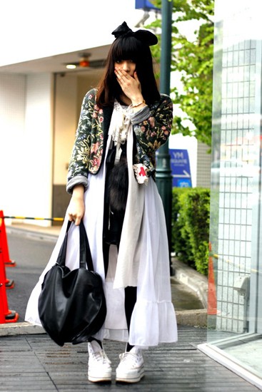 浮华巴洛克优雅现身 简单搭配轻松过冬