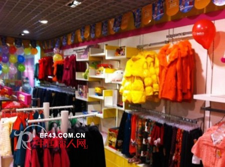 小叮当童装传授门店销售秘诀