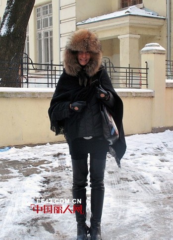 皮草帽缔造存在感 搭出至IN街拍达人