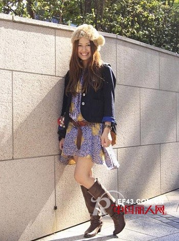 皮草帽缔造存在感 搭出至IN街拍达人