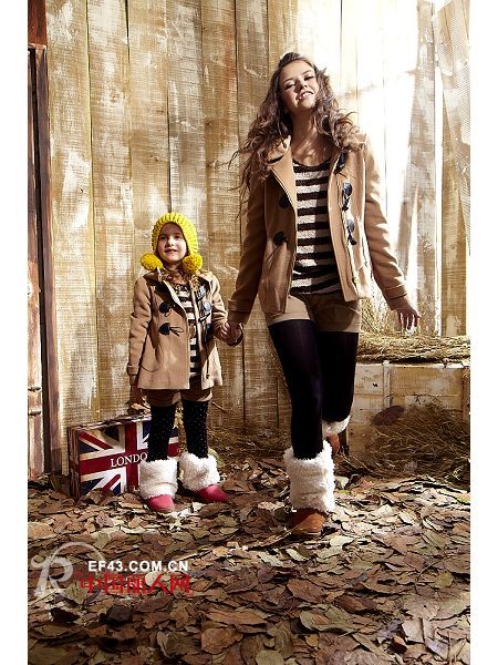 上流家族亲子装 装扮幸福潮人一家子