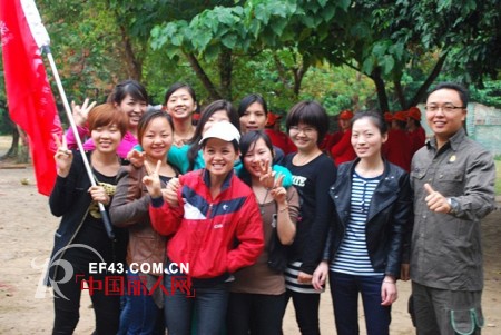 “挑战自我,熔炼团队”--卓娅佳人内衣团队拓展训练实况