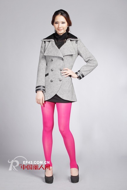 丹诗格尔时尚女装 都市风里的柔美女人