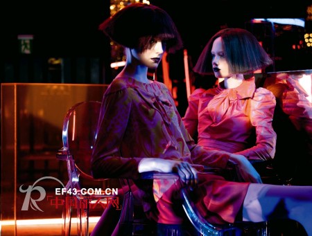 BALLETCHEEN美丽绽放在时髦衣柜里