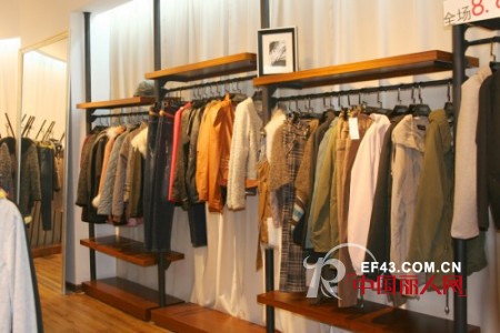 索兰迪女装 诚邀您的加盟