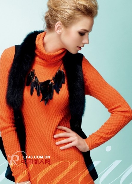 浅秋全新针织衫 专为成熟优雅女性设计