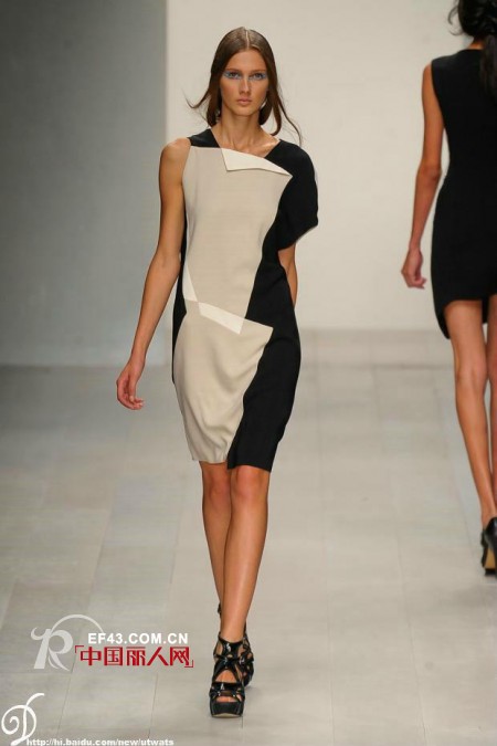 几何图案闪耀时装周 预示明春夏潮流趋势