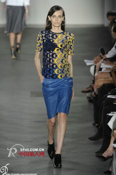 几何图案闪耀时装周 预示明春夏潮流趋势