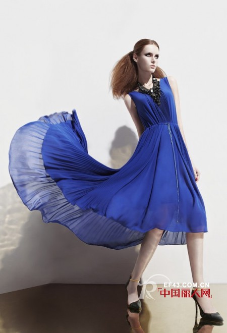 弗卡女装2013年春夏新品画册率先上映