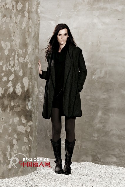 意澳女装2012大衣新款 穿出完美廓形不Out