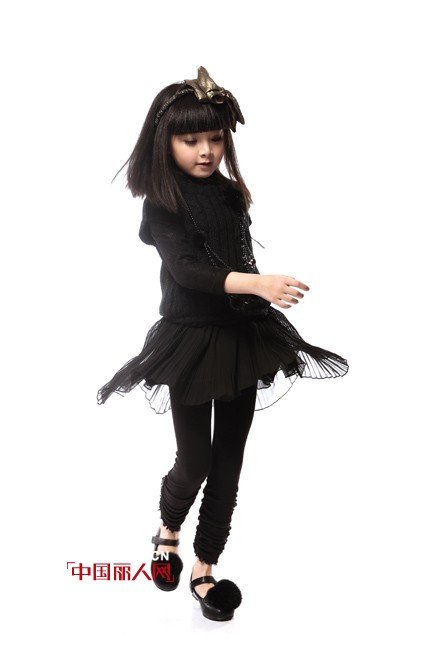 卡琪屋童装 让孩子们演绎王子公主的故事