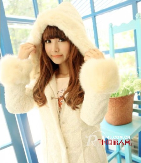 蕾丝冬季蹦出衣橱 扮萌显甜迷倒你的他