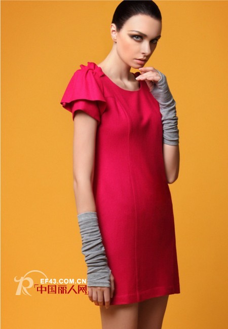 CGREC女装 激情华贵的气质震慑人心