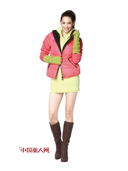 康博品牌羽绒服饰  创冬日休闲第一品牌