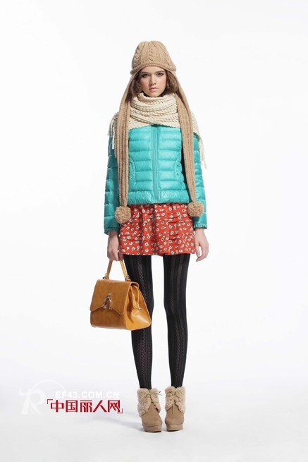 ISLIU女装2012冬季新款 潮流演绎冰淇淋色系