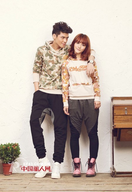 HOLY MOLY休闲装 和你的Ta一起甜蜜过圣诞