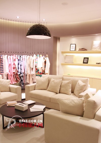 热烈庆祝莆田荔城金鼎购物广场凯诗芬专卖店盛大开业