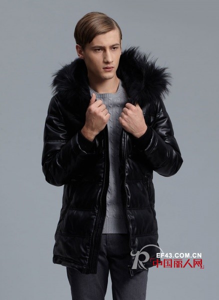 美特斯邦威ME&CITY新品羽绒服  打造极具冬日的fashion style