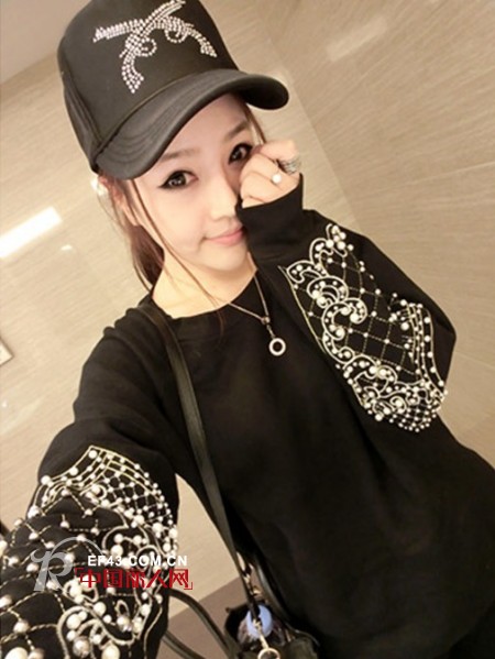 冬日来点小钉珠 穿出清新名媛小优雅