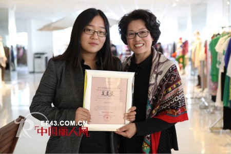 “天才少女”勇夺国际服装设计大奖