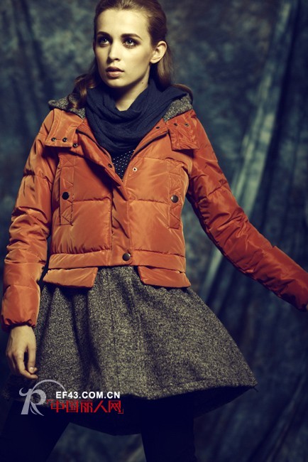 E-RUILIN2012秋冬装 短款棉服穿出至IN利落感