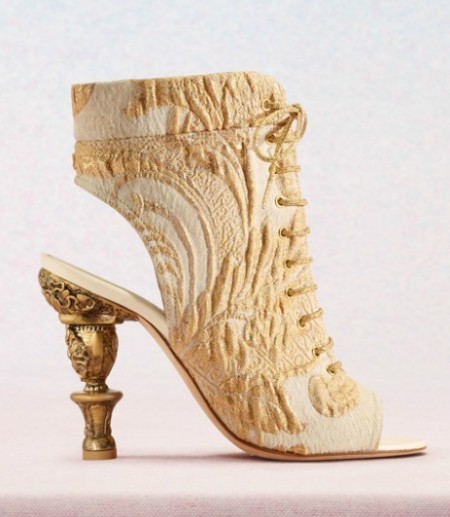 Chanel2012/13鞋履早春度假系列