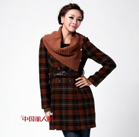 红袖时尚女装 让围脖炫耀您的优雅魅力