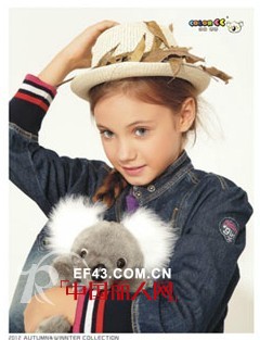 咔啦西西童装秋冬新款 打造最舒适时尚穿搭