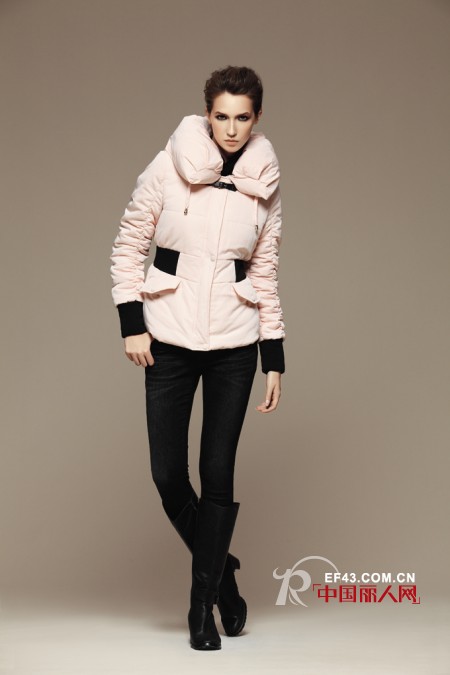 时尚年代唯美裸色击退寒冷 造势梦幻秋冬