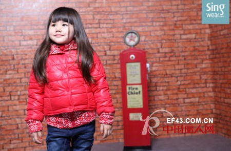 孩子圣诞节爱心礼物——欣薇尔时尚童装