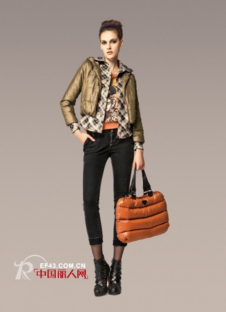 江南人家精心挑选每一款式,努力创造一种精神