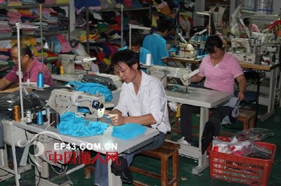 多个高标准的自建工厂  成就越位少年装优异品质