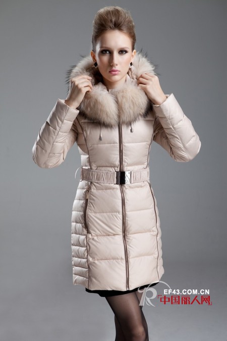 H-X韩轩品牌女装——紧随潮流不容滞后